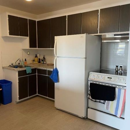 3-1/2 Longueuil (Le Vieux-Longueuil) $ 1 180 - Photo 3