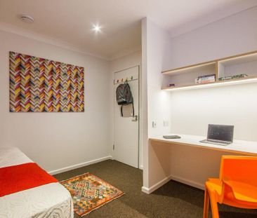 1 bedroom in a house share to rent - Photo 4