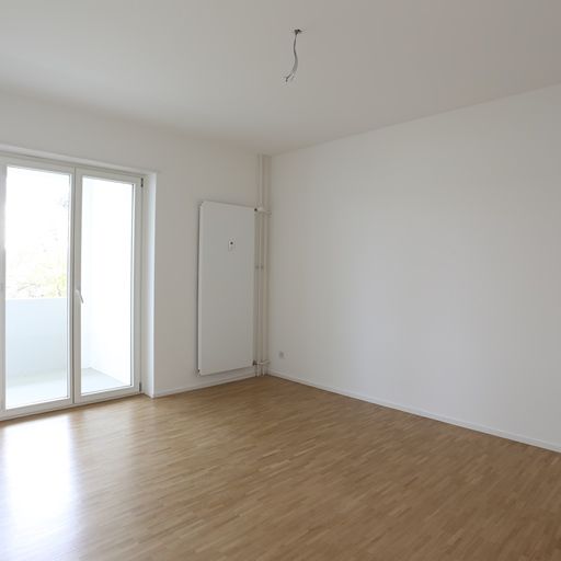 Helle 2-Zimmerwohnung in sanierter Liegenschaft mit grossem Balkon - Photo 1