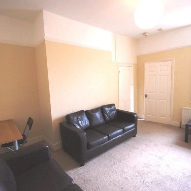 3 Bed - Grosvenor Gardens, Jesmond Vale - Photo 1