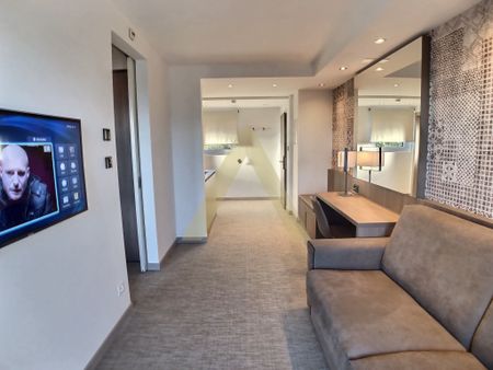 MAGNIFICENT 2P FURNISHED APARTMENT OPPOSITE EPFL & UNIL - Photo 2