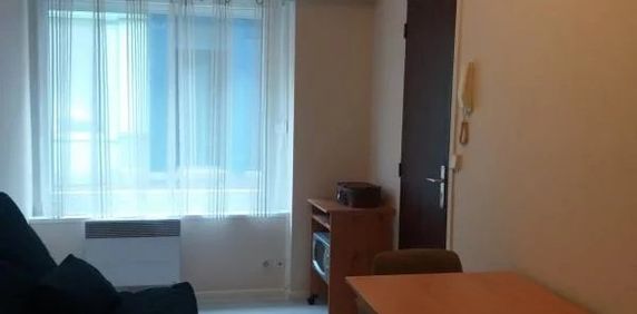Location Appartement 1 pièce 12m² ST OMER 62500 - Photo 2