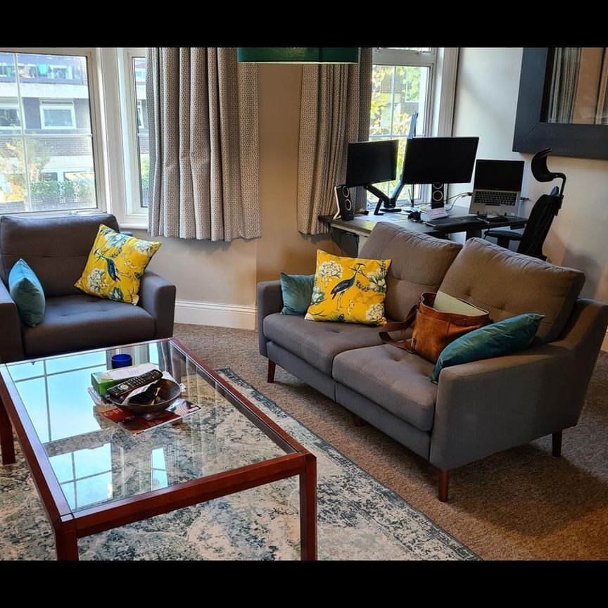 2 Bed Flat, John Ruskin St, SE5 - Photo 1