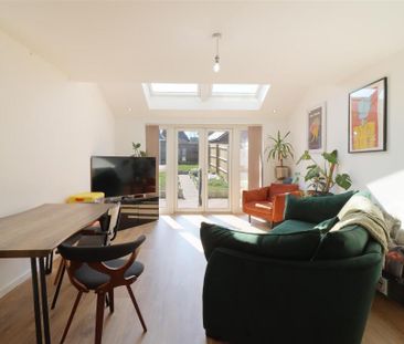 3 bedroom property to rent - Photo 3