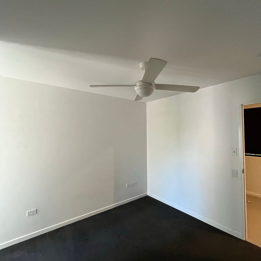 Mount Gravatt East - Photo 1