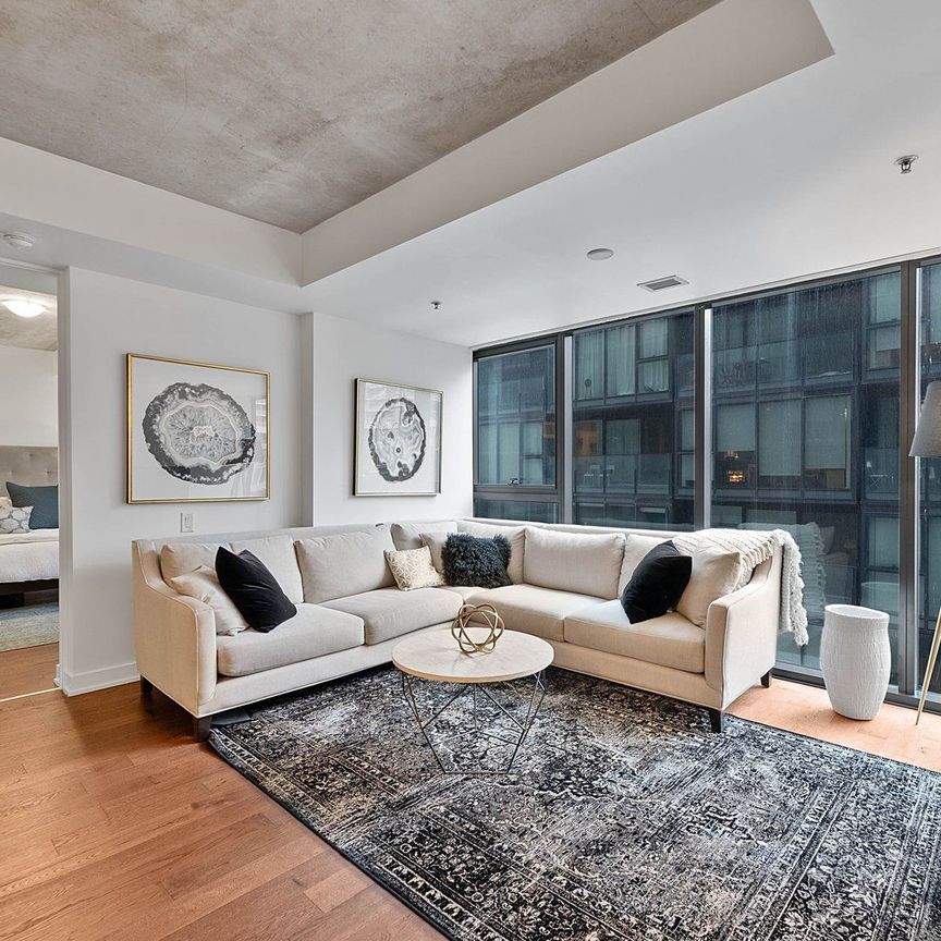 For Lease - 629 King Street Unit# 310, Toronto, Ontario - Photo 1