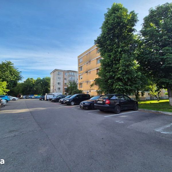 Garsonieră de închiriat – confort 1, Târgu Jiu, Strada Grivitei - Fotografie 1