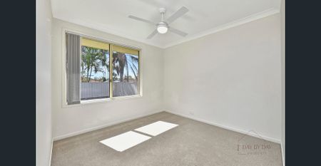 Family Living with Space to Enjoy - Photo 3