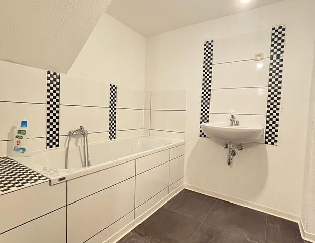 2-Raumwohnung im Dachgeschoss! - Foto 1