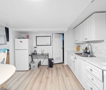 For Lease - 376 Fairlawn Street, Oshawa, Ontario - Photo 6