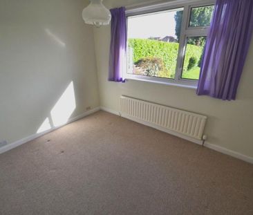2 bedroom detached bungalow to rent - Photo 6