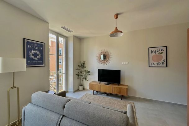 SUPERBE T3 MEUBLÉ REFAIT À NEUF – QUARTIER DU PORT À NICE - Photo 1