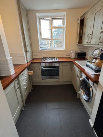 Room in a Shared Flat, Hartswood House, SW2 - Photo 5