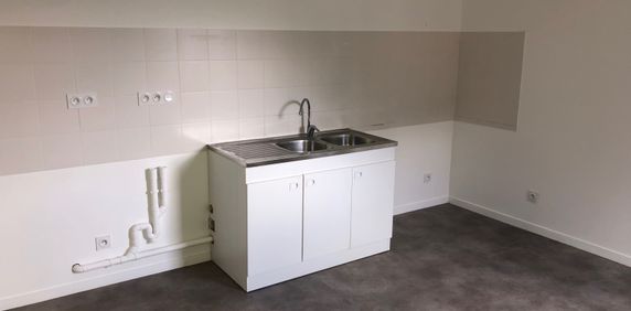 4 PIECES – CHAMBERY CENTRE - Photo 2