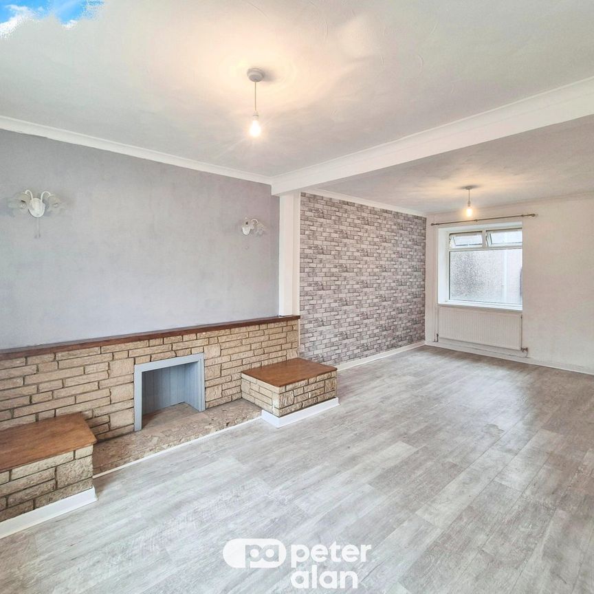 Main Road, Crynant, NEATH - Photo 1