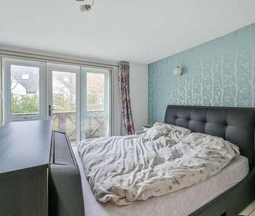 Rainbow Avenue, Isle Of Dogs, E14 - Photo 4