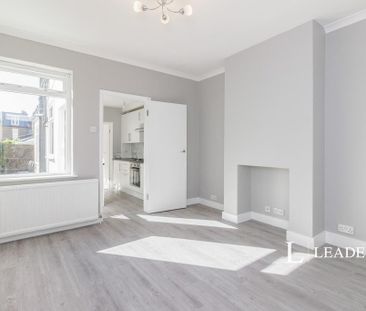 2 bedroom semi-detached house to rent - Photo 4