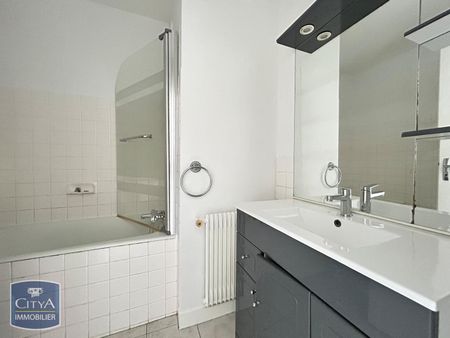 Location Appartement 1 pièce 28m² NIORT 79000 - Photo 4