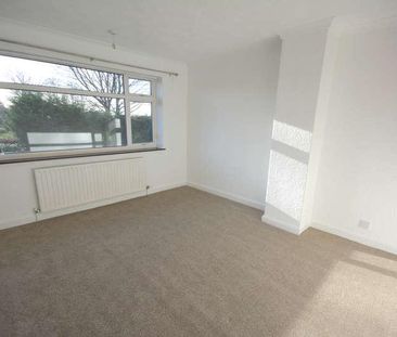 Banbury Road, Middleton, M24 - Photo 3