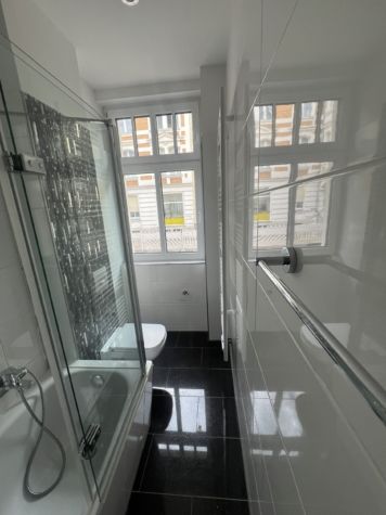 Helle 3-Zimmer-Wohnung im Erdgeschoss - Photo 2