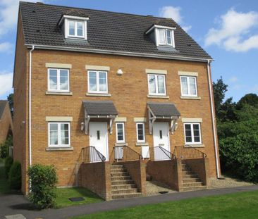 3 bedroom semi-detached house to rent - Photo 1