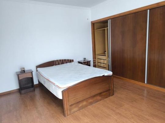 Moradia T4 - Photo 1