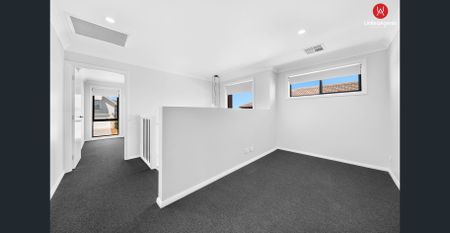 Stunning Family Home in Wilton - Photo 2