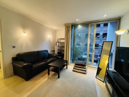 1 bedroom flat to rent - Photo 2