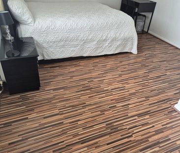 Room in a Shared Flat, Helmshore Walk, M13 - Photo 3