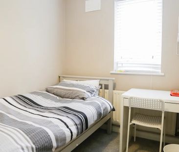 Phibsborough Road, Dublin - Photo 2