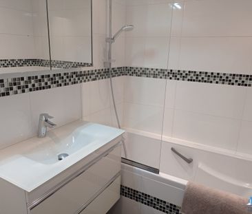 Location Appartement 1 pièce 32m² COURBEVOIE 92400 - Photo 5