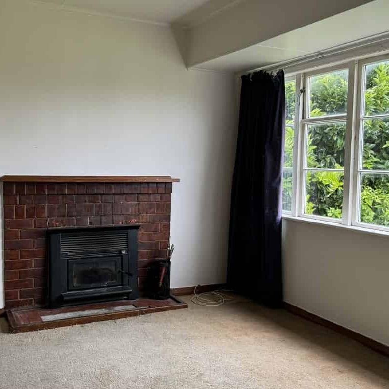 Great Location - Walk to town! - Photo 1