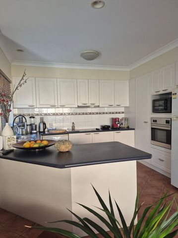 Furnished bedrooms near Griffith university available - Photo 5