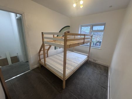 Eatesbrook Road - Photo 4