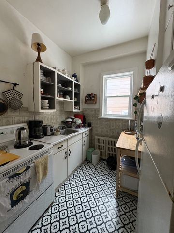 253 Bronson Avenue - 102 - Photo 5