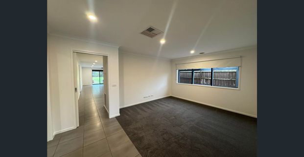 Modern Family Home with Fresh Updates! - Photo 1