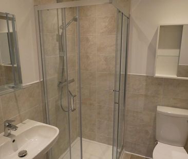 4 bedroom detached house to rent - Photo 6