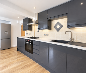 House share to rent - Photo 2