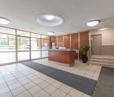 230 Oak Street - Photo 2