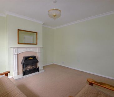 3 bedroom semi-detached house to rent - Photo 6
