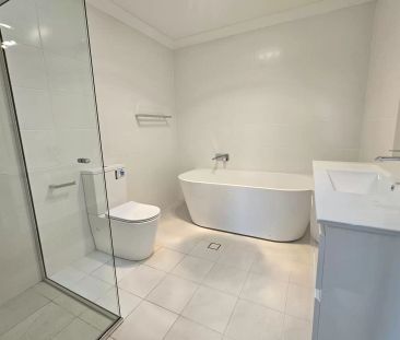 Full of Style and Low Maintenance - Photo 6