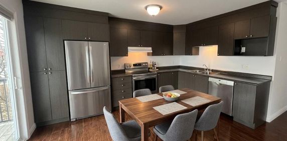 Magnifiques Appartements 4 1/2 à Magog - Photo 2