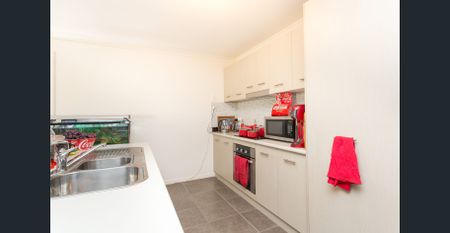 Quiet court location - Photo 3