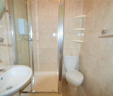 1 bedroom ground floor flat to rent - Photo 5