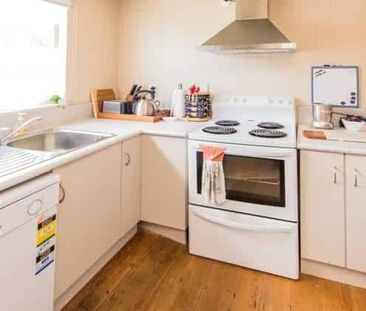 City Centre - 3 Bedrooms - Photo 1