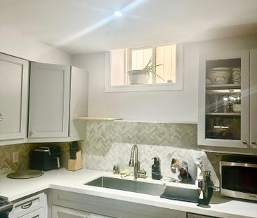 For Lease - 34 Royal West Drive, Brampton, Ontario - Photo 5