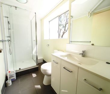 There's Space for All the Family Here - Photo 6