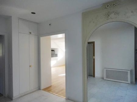 Grand appartement de 3 pièces d'env. 125m2 au 2ème étage - Photo 3