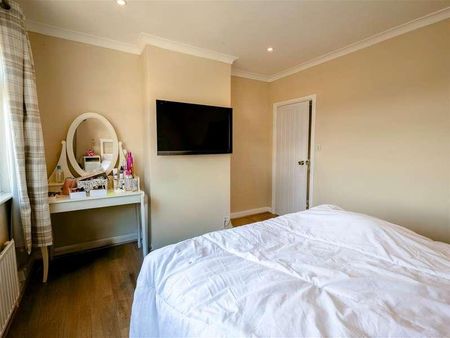 Hope Road, Benfleet, SS7 - Photo 5