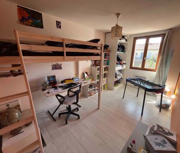 4 pièces - 97 m² - RDC - Colocation non autorisée - Photo 3